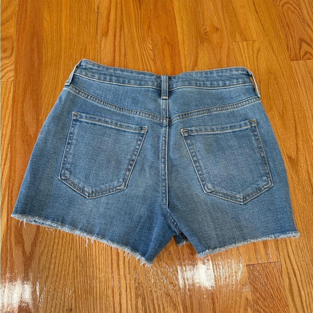 Old Navy High Waisted Jean Shorts - Picture 2 of 3